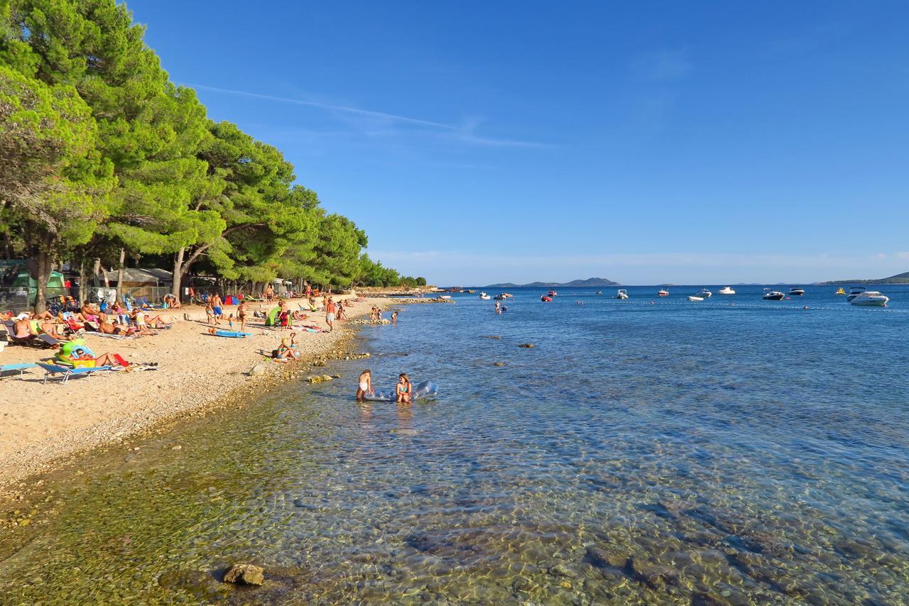Eurocamp Mobile Homes At Campsite Ljutic Biograd Na Moru Zewnętrze zdjęcie